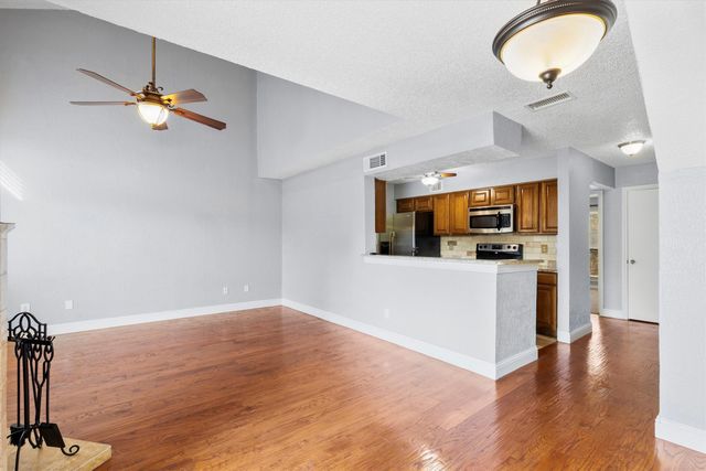 5840 Spring Valley Road 912, Dallas, TX 75254