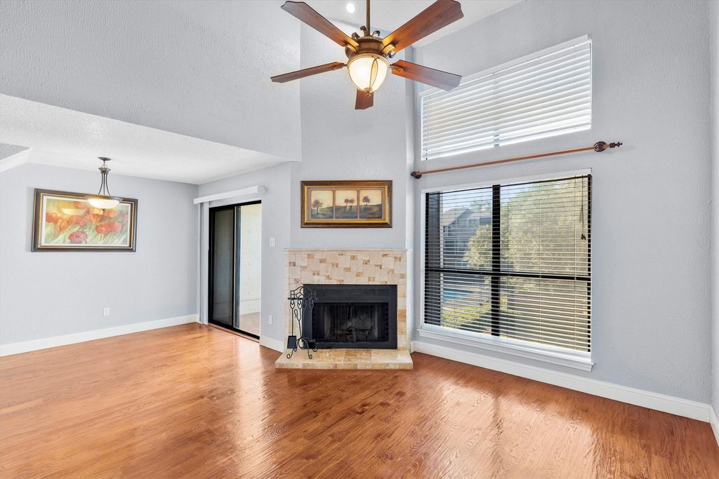 5840 Spring Valley Road 912, Dallas, TX 75254