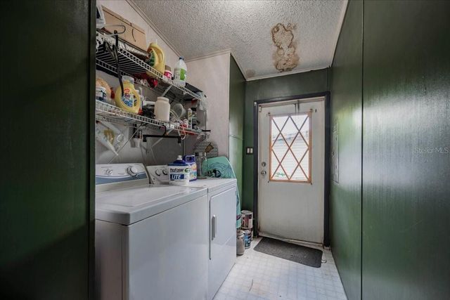 2210 D R BRYANT RD, Lakeland, FL 33810