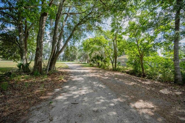 2210 D R BRYANT RD, Lakeland, FL 33810