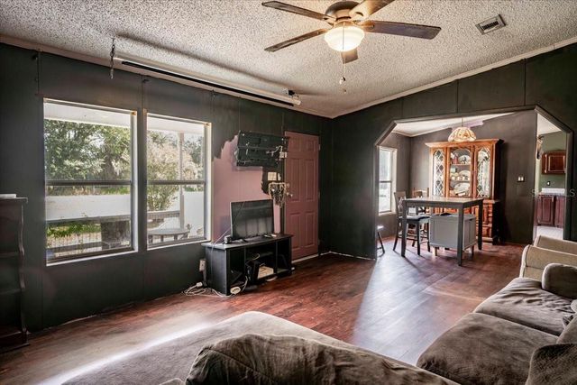 2210 D R BRYANT RD, Lakeland, FL 33810