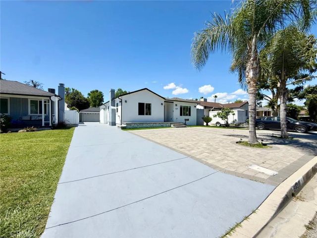 5639 Natick Avenue, Van Nuys, CA 91411