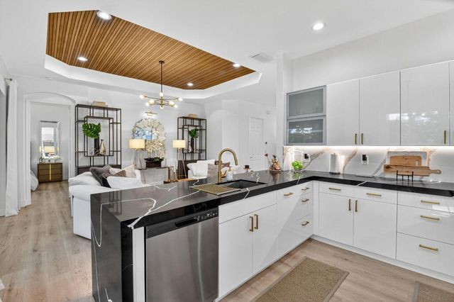 7266 Southport Drive, Boynton Beach, FL 33472