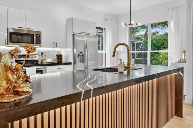 7266 Southport Drive, Boynton Beach, FL 33472