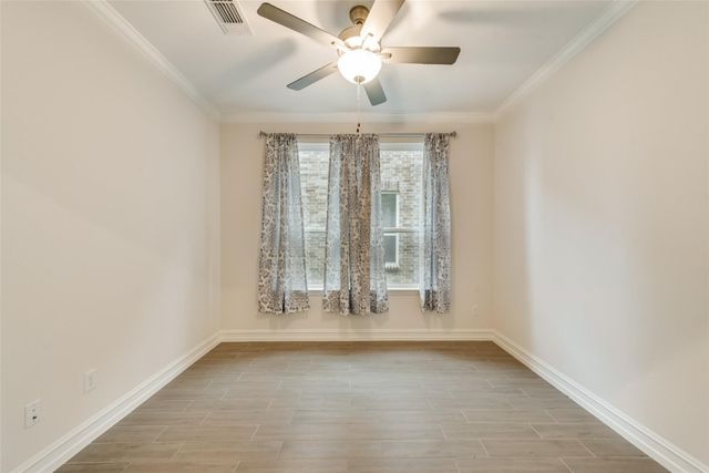 714 Creekwater Lane, Garland, TX 75043