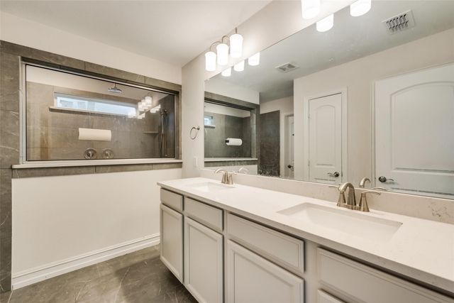 714 Creekwater Lane, Garland, TX 75043