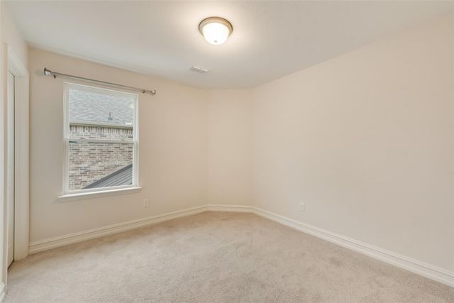 714 Creekwater Lane, Garland, TX 75043