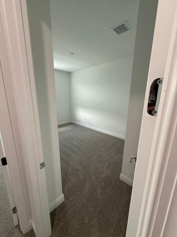 4718 Longwood Lk Square, Westlake, FL 33470