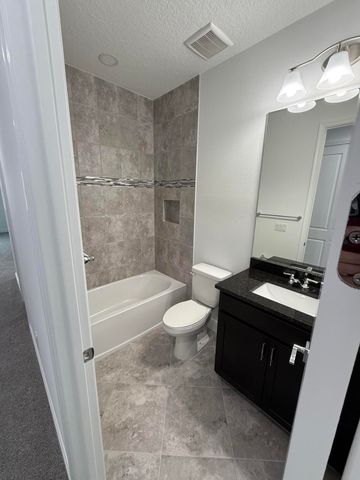 4718 Longwood Lk Square, Westlake, FL 33470