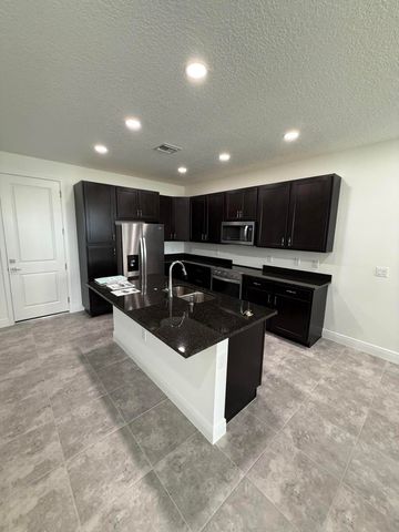 4718 Longwood Lk Square, Westlake, FL 33470