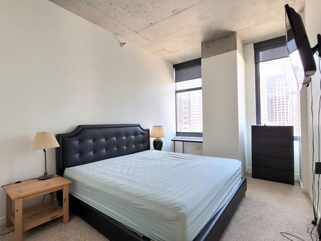 235 W Van Buren Street 2519, Chicago, IL 60607