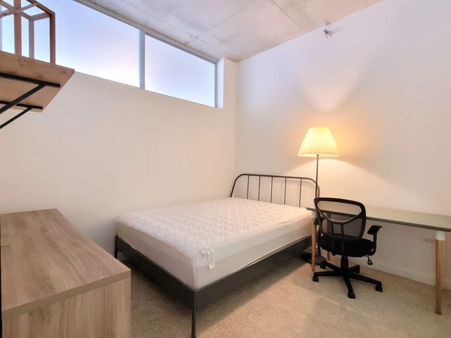 235 W Van Buren Street 2519, Chicago, IL 60607