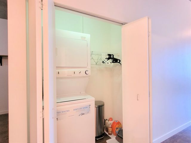 235 W Van Buren Street 2519, Chicago, IL 60607