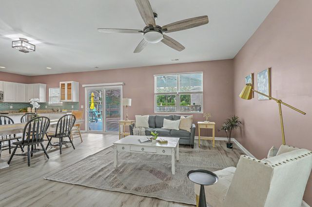 101 Oldenburg Drive, Summerville, SC 29486