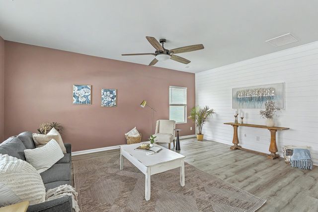 101 Oldenburg Drive, Summerville, SC 29486