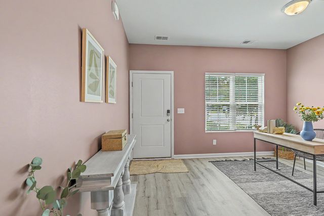 101 Oldenburg Drive, Summerville, SC 29486