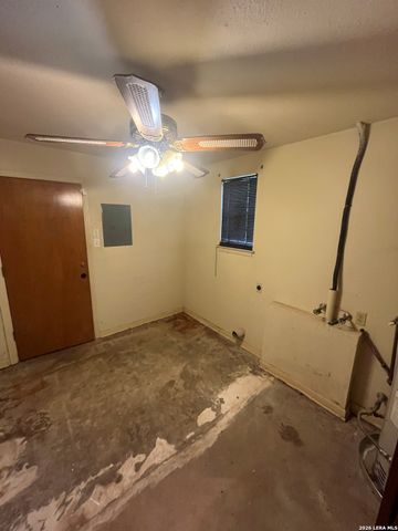 451 Como, San Antonio, TX 78220