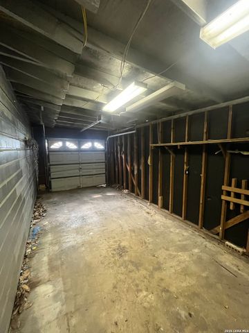 451 Como, San Antonio, TX 78220