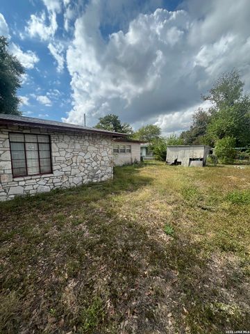 451 Como, San Antonio, TX 78220