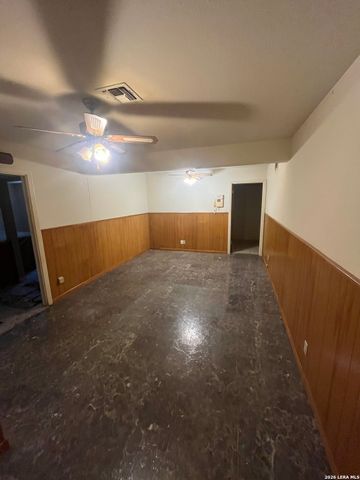 451 Como, San Antonio, TX 78220