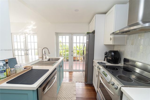 9939 NW 47th Ter 9939, Doral, FL 33178