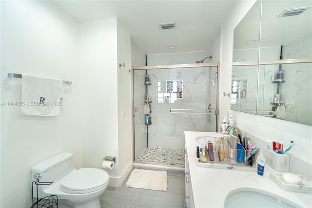 9939 NW 47th Ter 9939, Doral, FL 33178