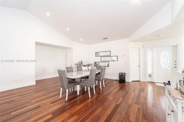 9939 NW 47th Ter 9939, Doral, FL 33178