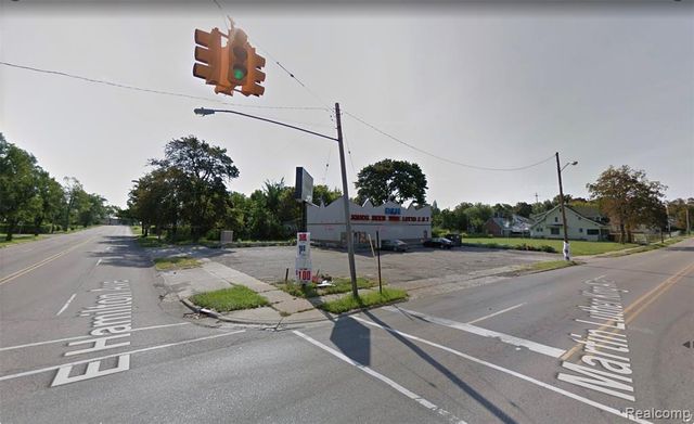 2134 Martin Luther King Avenue, Flint, MI 48503