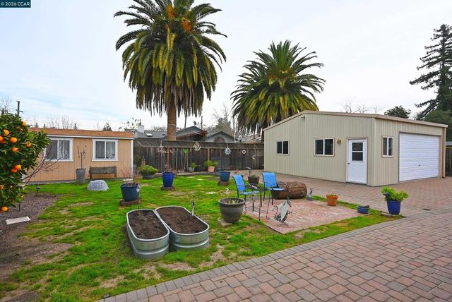 1013 1013 Pleasant Valley Dr, Pleasant Hill, CA 94523