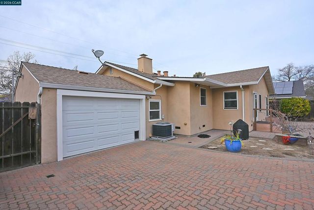 1013 1013 Pleasant Valley Dr, Pleasant Hill, CA 94523