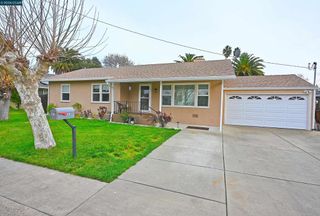 1013 Pleasant Valley Dr, Pleasant Hill, CA 94523