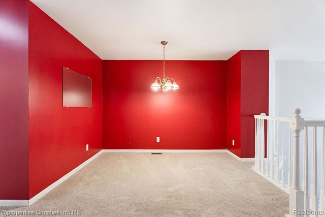 16854 Farmington Road, Livonia, MI 48154