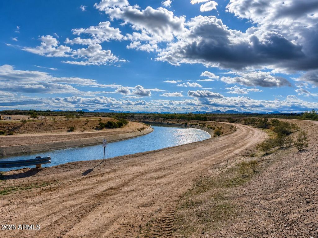 8000 S Stanfield Road -, Stanfield, AZ 85172 — exterior