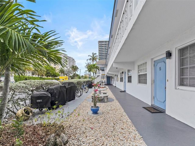 3220 NE 10th St 5, Pompano Beach, FL 3306