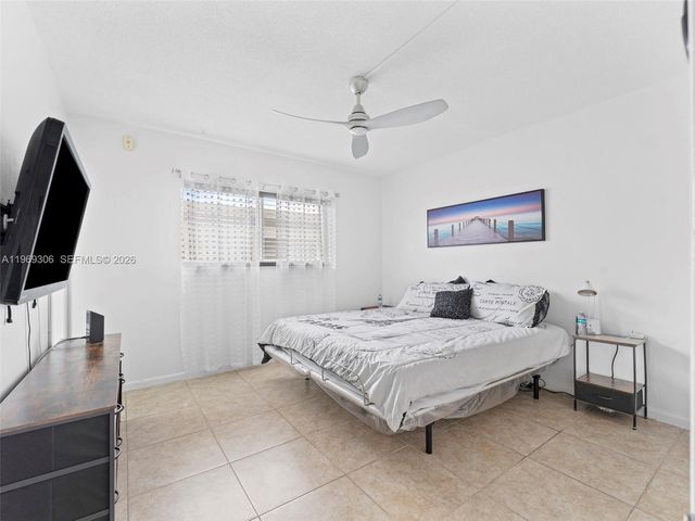 3220 NE 10th St 5, Pompano Beach, FL 3306