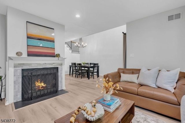 213 Longview Rd, Bridgewater Twp., NJ 08807