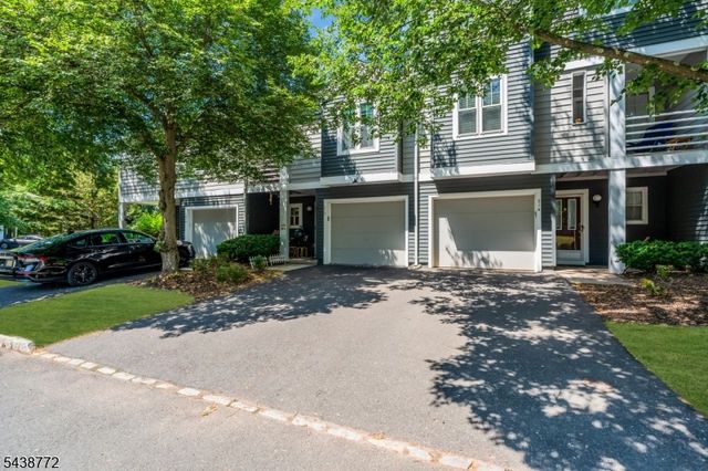 213 Longview Rd, Bridgewater Twp., NJ 08807
