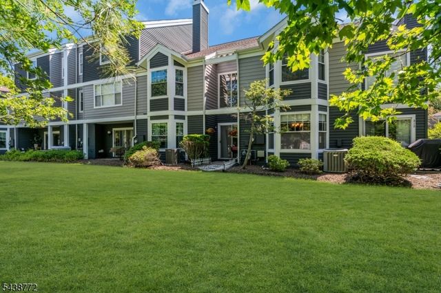 213 Longview Rd, Bridgewater Twp., NJ 08807