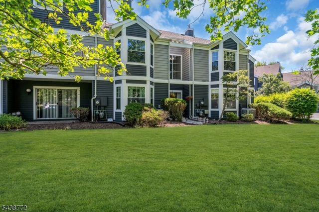 213 Longview Rd, Bridgewater Twp., NJ 08807