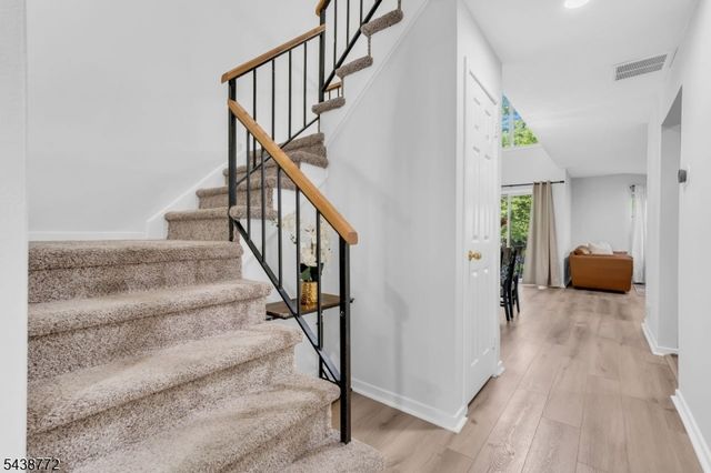213 Longview Rd, Bridgewater Twp., NJ 08807