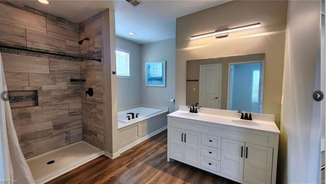 2462 Leytonstone DR, Chesapeake, VA 23321