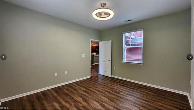 2462 Leytonstone DR, Chesapeake, VA 23321