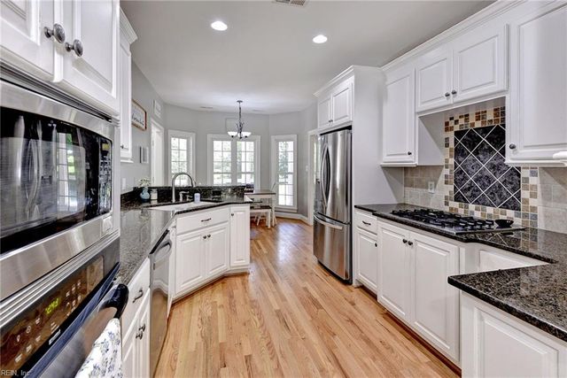 9908 Perch Tree LN, Toano, VA 23168