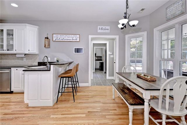 9908 Perch Tree LN, Toano, VA 23168