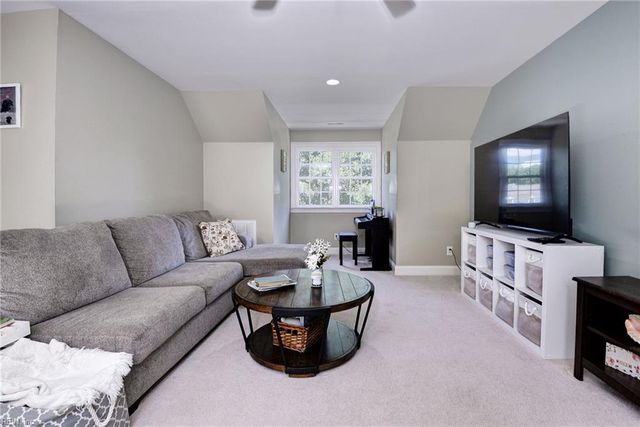 9908 Perch Tree LN, Toano, VA 23168