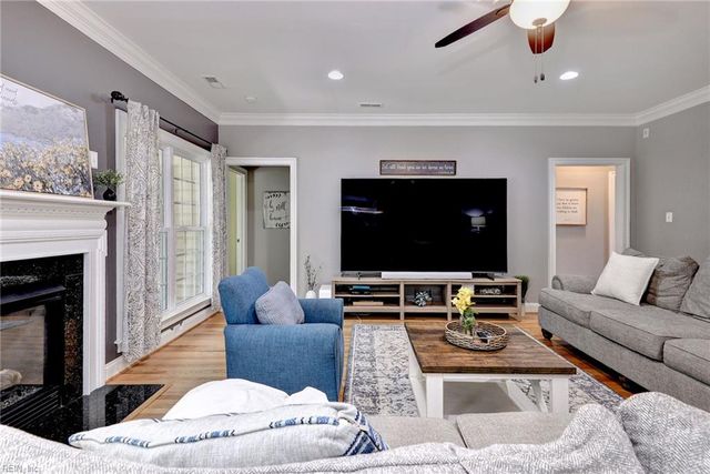 9908 Perch Tree LN, Toano, VA 23168