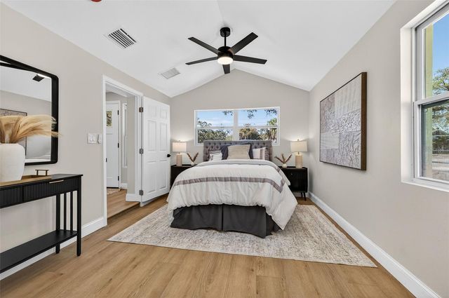 3535 PARK STREET N, St Petersburg, FL 33710