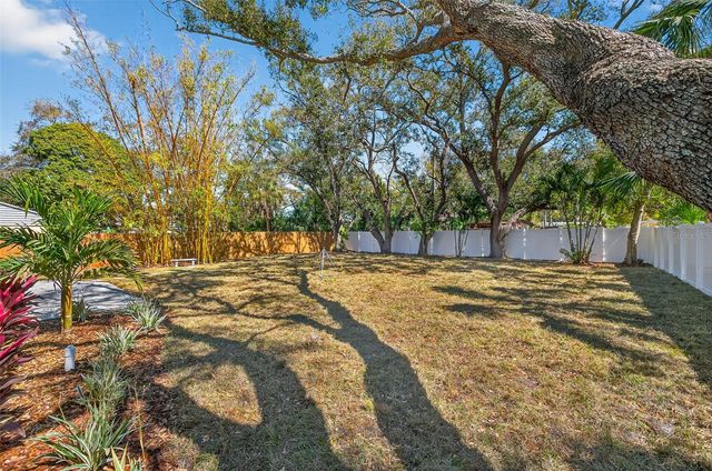 3535 PARK STREET N, St Petersburg, FL 33710