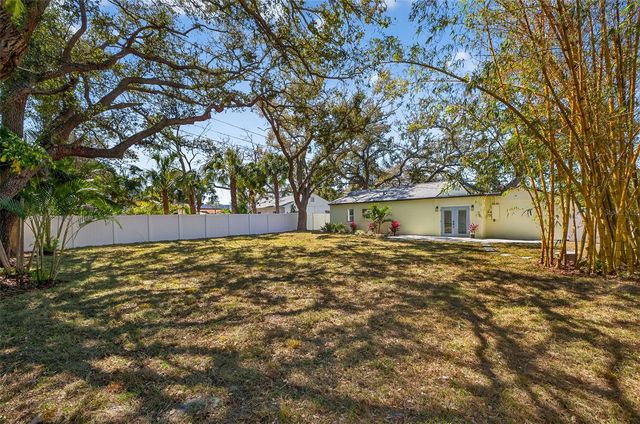 3535 PARK STREET N, St Petersburg, FL 33710