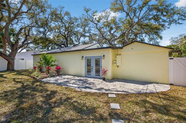 3535 PARK STREET N, St Petersburg, FL 33710